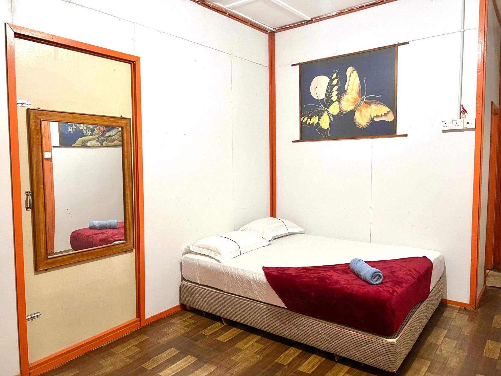 Mukut Coral Chalet Kampong Mukut Dış mekan fotoğraf